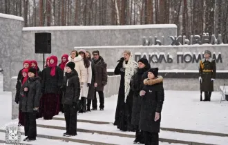 Фото: Торжественный митинг на мемориале невинным жертвам фашизма в Оле прошёл в день 80-летия со дня страшной трагедии