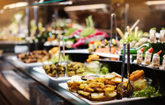 Фото: Обратная сторона All inclusive: чем на самом деле кормят туристов в отелях Египта