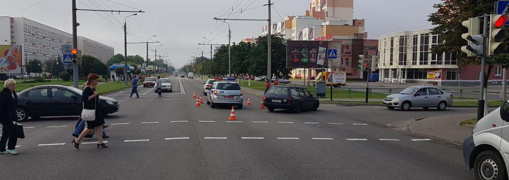 В Гомеле на улице Тимофеенко «Фольксваген» сбил пешехода
