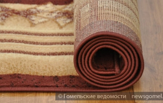 Фото: Гомельчане пытались продать ковёр, который украли из автомобиля химчистки