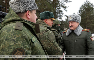 Фото: Лукашенко прибыл на Обуз-Лесновский полигон под Барановичами