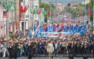 Фото: Праздничное шествие 9 мая в Гомеле