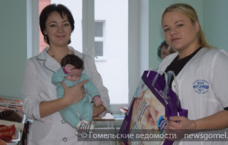 Фото: Акция «Профсоюзы – детям» прошла в Гомельской областной детской клинической больнице