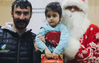 Фото: Для детей из Ирака, Ирана, Сирии и Украины в Гомеле провели "Ёлку желаний" 