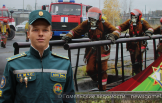 Фото: Курсант Гомельского инженерного института МЧС спас человека на пожаре