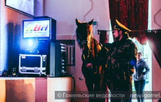 Фото: «Ход конём», или как на КВНе в Политехе удивляли зрителей