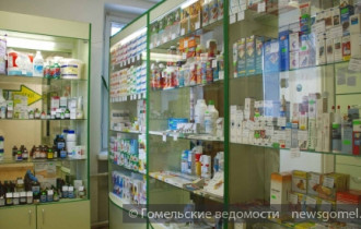 Фото: Минздрав предложил продлить рабочий день в аптеках