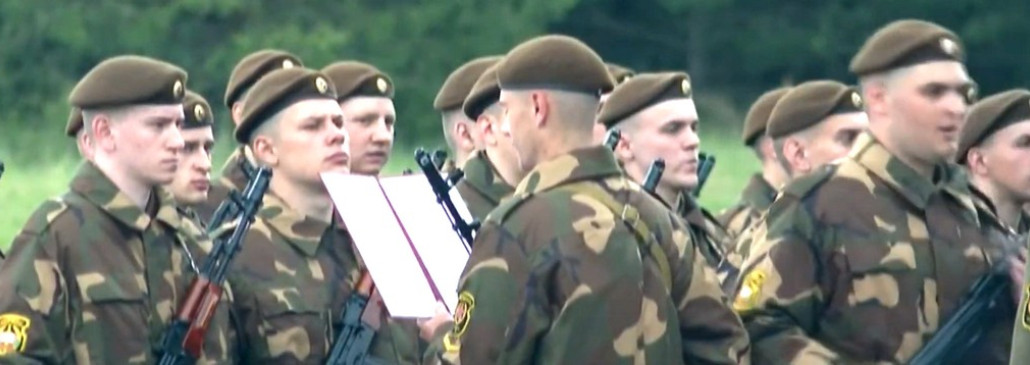 В Вооруженных Силах Беларуси новое пополнение принимает военную присягу