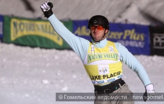 Фото: Антон Кушнир стал олимпийским чемпионом по фристайлу