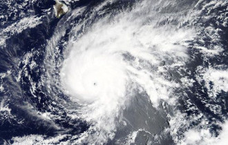 Фото: Ураган "Лейн" обрушился на Гавайские острова