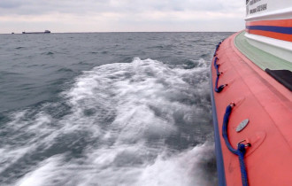 Фото: В Черном море терпит бедствие буксир с экипажем