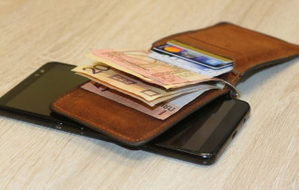 Фото: Учащаяся колледжа продавала свои банковские карточки и оказалась за решёткой
