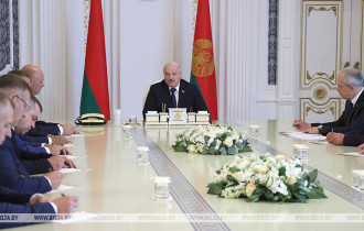 Фото: Новые руководители в районах и другие важные назначения. Подробности кадрового дня у Лукашенко