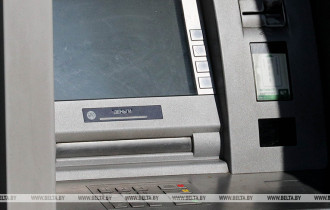Фото: Почти половина банкоматов в Беларуси принимает карточки UnionPay