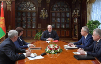 Фото: Тема недели: Лукашенко провел совещание по социально-экономическим и политическим вопросам