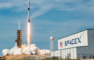 Фото: Компания SpaceX осуществит 60 запусков ракет-носителей Falcon в 2022 году