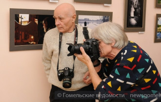 Фото: Рождественская выставка фотографий открылась в Гомеле