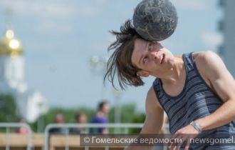 Фото: Гомельчанин стал победителем в турнире по футбольному фристайлу в Минске