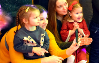 Фото: Наши сердца – детям. В Гомеле Белорусский детский фонд проводит новогоднюю акцию