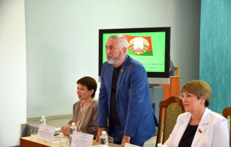Фото: Депутаты Палаты представителей встретились с активом Новобелицкого района