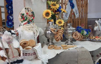 Фото: Выпечка, сладости, шашлык: в гомельской школе организована работа торгового объекта