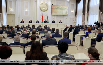 Фото: Серьезный разговор по-мужски. Лукашенко требует переломить негативные тенденции в Гомельской области