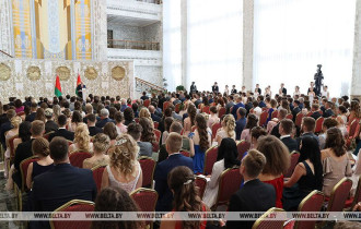 Фото: Лукашенко - молодежи: будьте осторожнее в суждениях, чтобы потом не было стыдно за свои высказывания