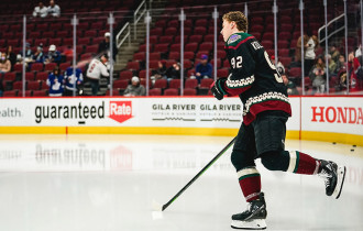 Фото: Белорусский хоккеист Владислав Колячонок дебютировал в НХЛ