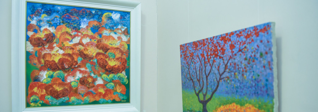 Выставка живописи Петра Лукьяненко открылась в Гомеле