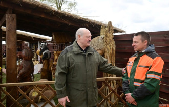 Фото: Тема недели: Рабочая поездка Лукашенко в районы, пострадавшие от аварии на ЧАЭС