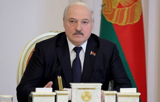 Фото: "Порядок, диктатура технологическая, дисциплина". Лукашенко с рабочим визитом посещает Гомель