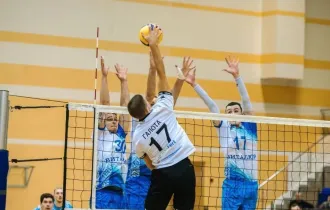 Фото: Волейболисты гомельской «Энергии» разгромили «Строитель» в первом полуфинальном поединке плей-офф первенства Беларуси