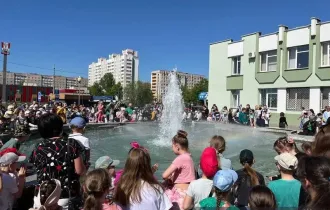 Фото: В Гомеле праздник Первомая открыл сезон фонтанов