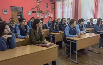Фото: В средней школе №27 говорили на тему «Родина моя Беларусь в лицах. Преданные делу и стране»