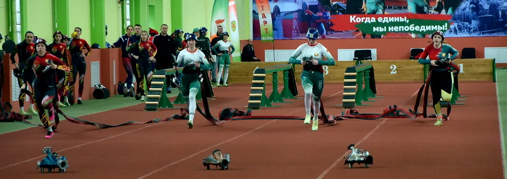 В Гомеле начался чемпионат Беларуси по пожарно-спасательному спорту