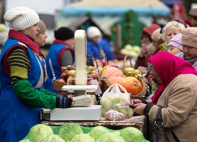 Фото: За картошкой и фруктами: в октябре в Гомеле продолжают работать ярмарки выходного дня