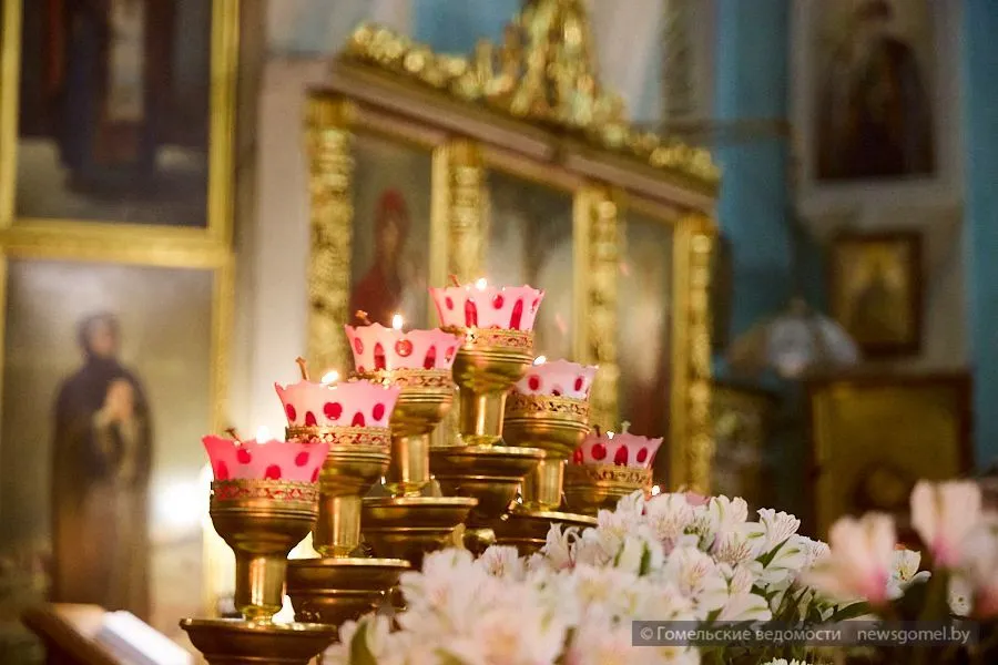 Фото: Председатель Гомельского горисполкома Владимир Привалов поздравил православных христиан со светлым праздником Пасхи